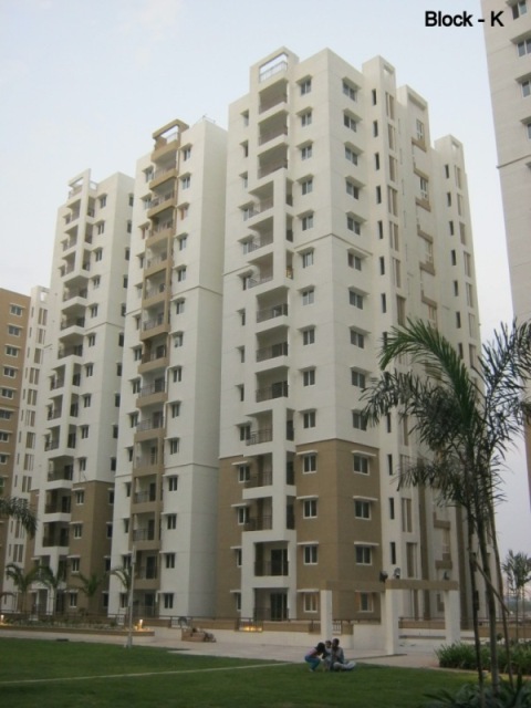 Aparna Hill Park Lake Breeze Image